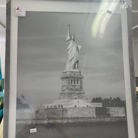 Set of 2 Statue of Liberty framed