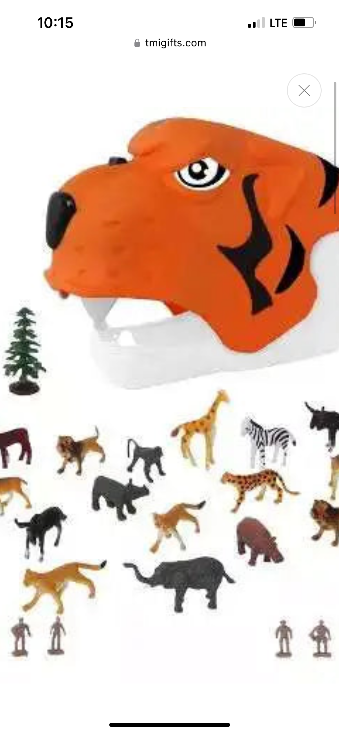 Animal Planet safari toy set with case